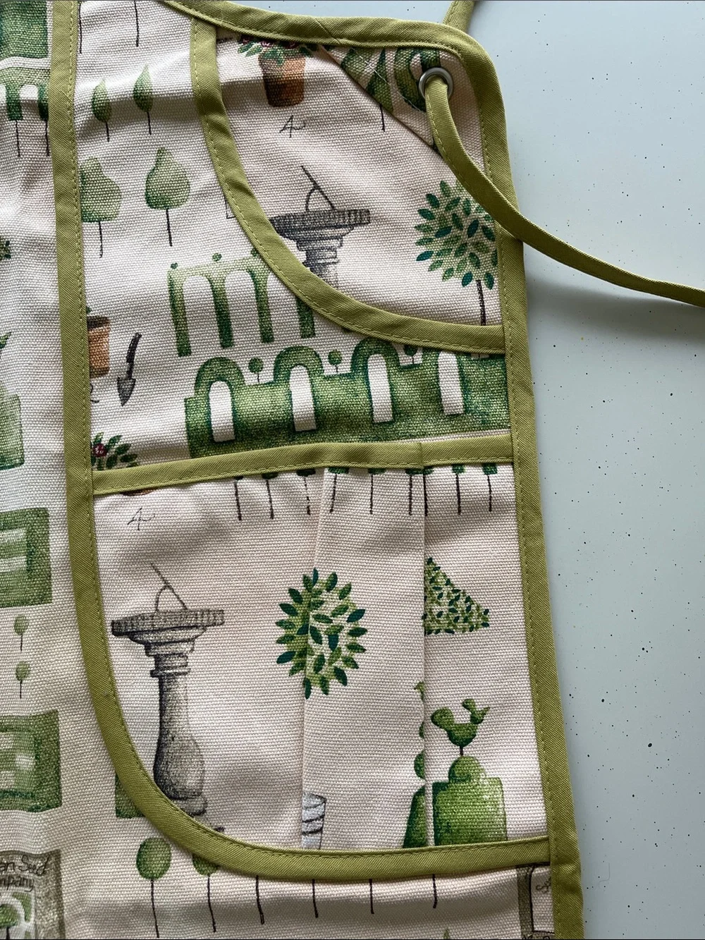 Ulster Weavers Canvas Ornamental Garden Apron - Picture 12 of 12